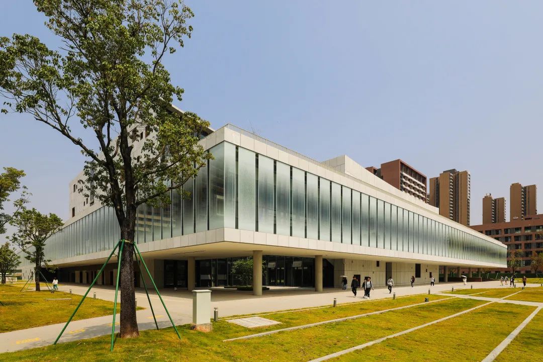 品质中装 | qianyi千亿平台（中国）集团再获“金鹏奖”和广州市建筑装饰优质工程奖